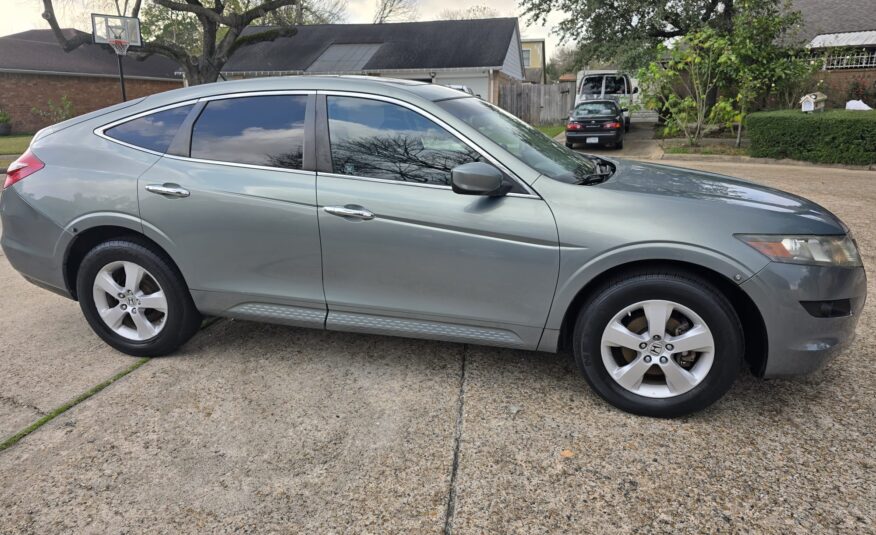 2010 Honda Crosstour – Versatile Crossover with 160K Miles | Smooth & Spacious!