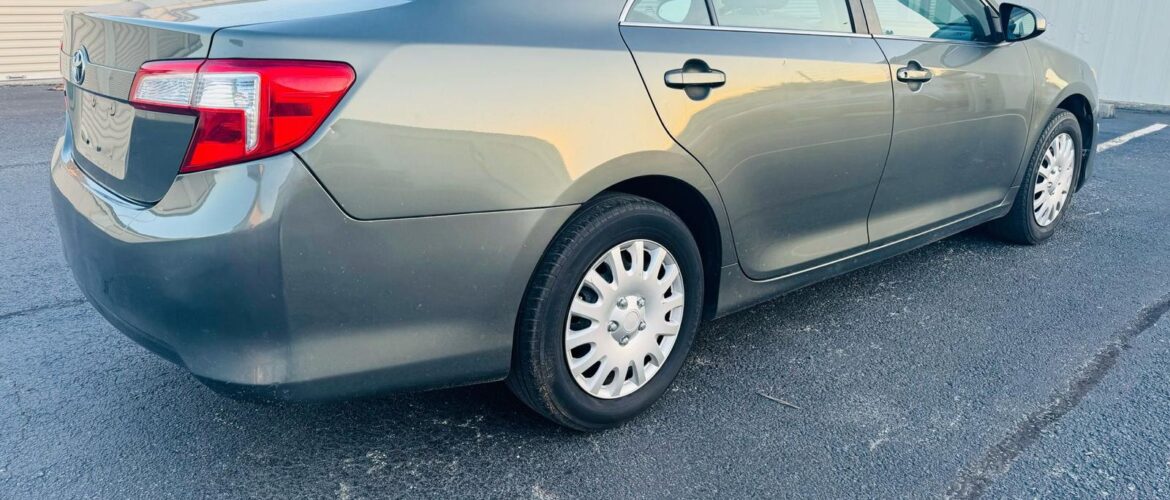 Used vs. New Cars: Which is Right for You in 2025?