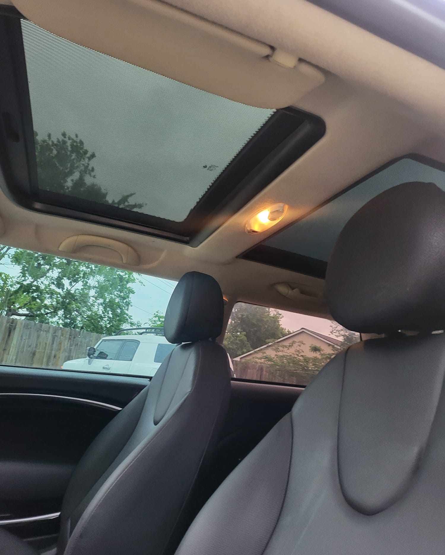 2013 MINI Cooper – Fun & Sporty Hatchback with 70K Miles | Clean & Efficient!