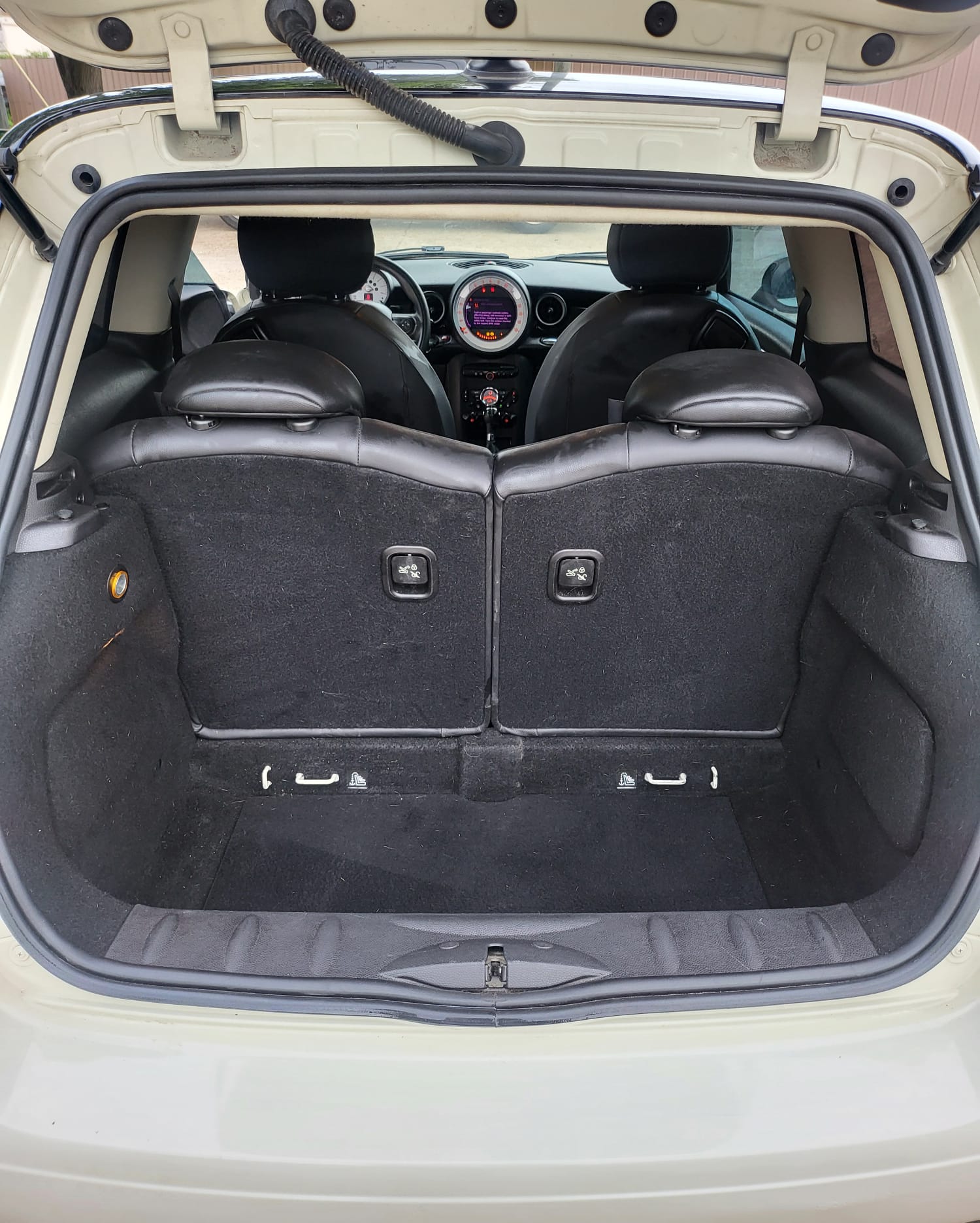 2013 MINI Cooper – Fun & Sporty Hatchback with 70K Miles | Clean & Efficient!