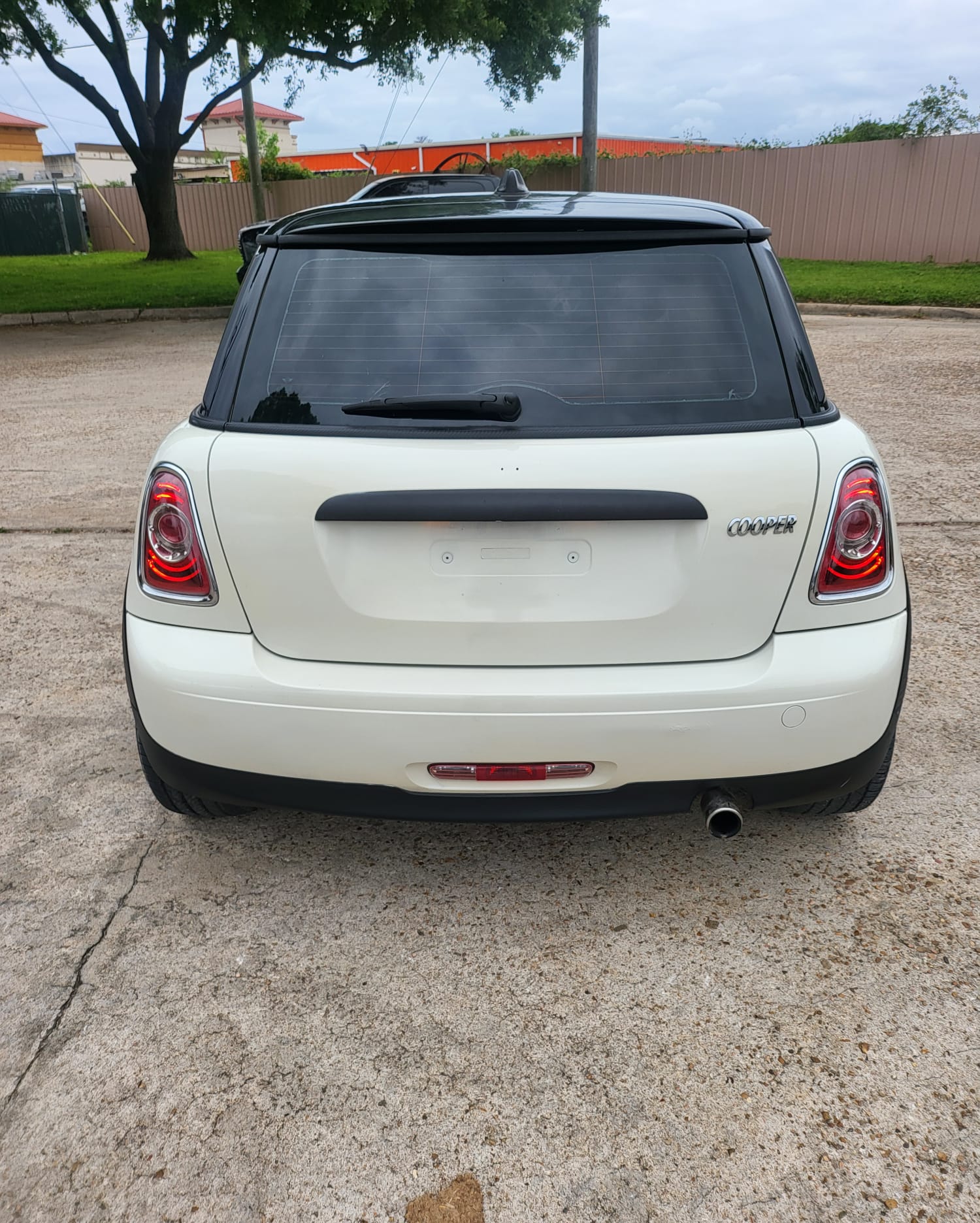 2013 MINI Cooper – Fun & Sporty Hatchback with 70K Miles | Clean & Efficient!