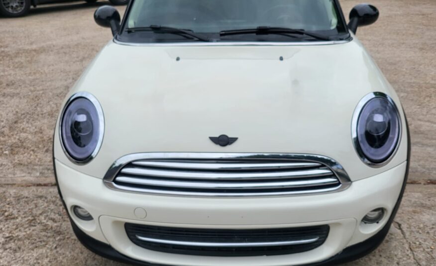 2013 MINI Cooper – Fun & Sporty Hatchback with 70K Miles | Clean & Efficient!