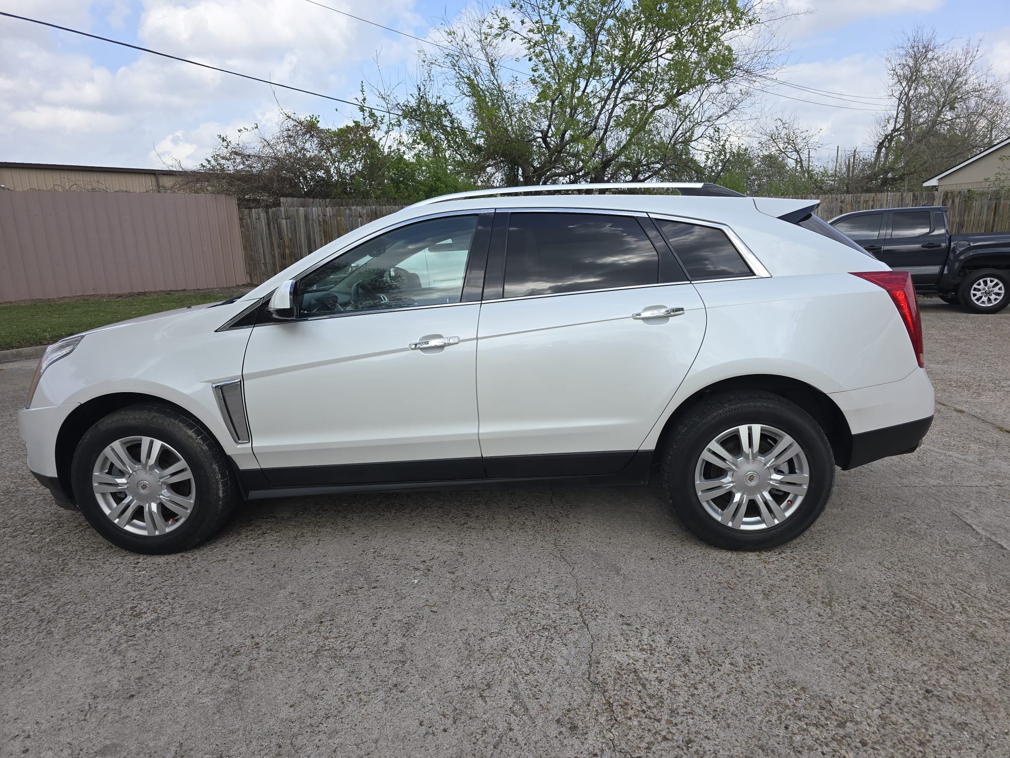 2015 Cadillac SRX Luxury Collection – Premium SUV with 70K Miles | Loaded & Stylish!